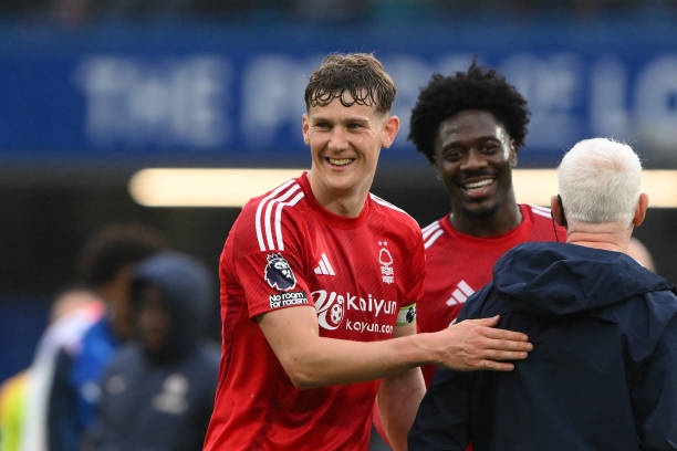 不仅是对个 不仅是对个